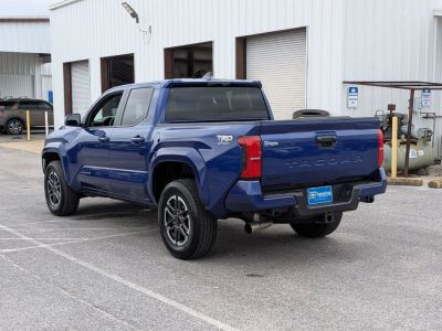2025 Toyota Tacoma - Photo 3