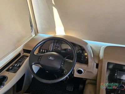 2017 Forest River RV Georgetown — photo 10 view