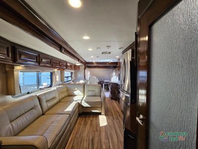 2017 Forest River RV Georgetown — photo 8 view