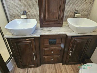 2017 Forest River RV Georgetown — photo 49 view