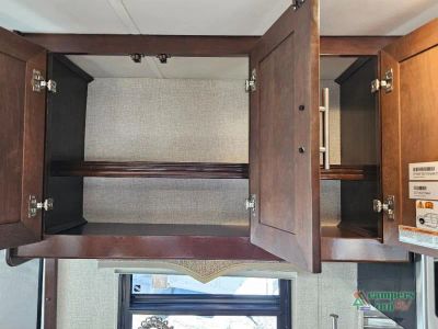 2017 Forest River RV Georgetown — photo 22 view