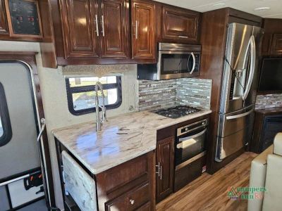 2017 Forest River RV Georgetown — photo 13 view