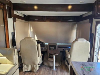 2017 Forest River RV Georgetown — photo 9 view