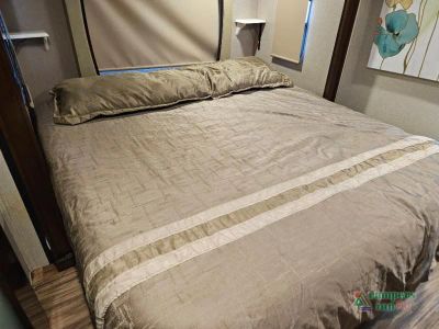 2017 Forest River RV Georgetown — photo 44 view