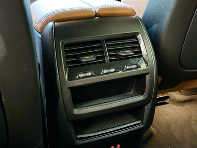 2024 BMW X5 — photo 26 view
