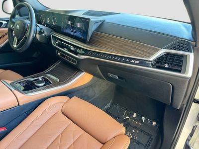 2024 BMW X5 — photo 30 view