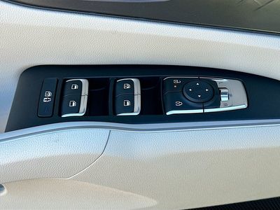 2026 Kia Sorento — photo 17 view
