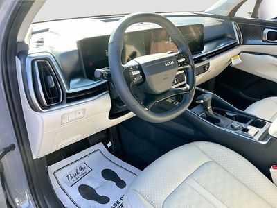 2026 Kia Sorento — photo 9 view