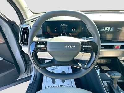 2026 Kia Sorento — photo 11 view