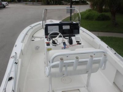 2021 Sea Hunt Ultra 229 — photo 9 view