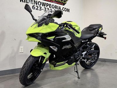 2026 Kawasaki Ninja 500 ABS Metallic Yellowish Green/Ebony — rear three-quarter view