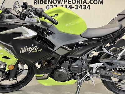 2026 Kawasaki Ninja 500 ABS Metallic Yellowish Green/Ebony — photo 10 view