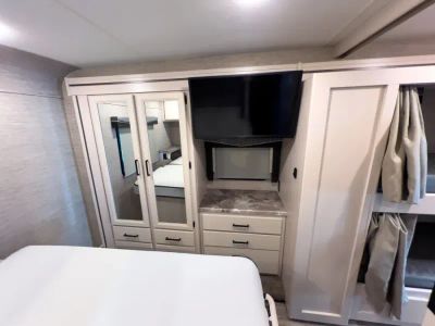 2023 Thor Motor Coach CHATEAU — photo 20 view