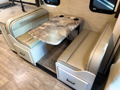 2023 Thor Motor Coach CHATEAU — photo 7 view