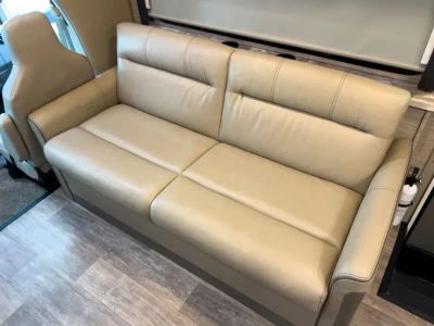 2023 Thor Motor Coach CHATEAU — photo 9 view