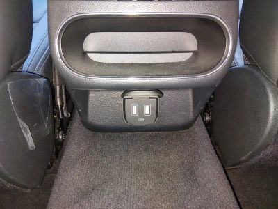 2025 Genesis GV70 - Photo 25