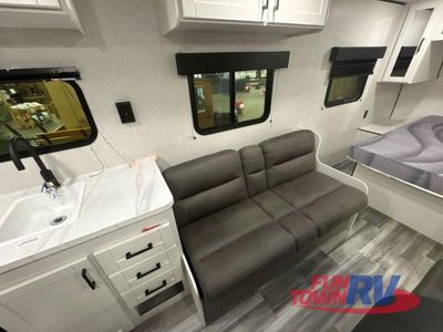 2026 Jayco Jay Flight SLX — photo 24 view