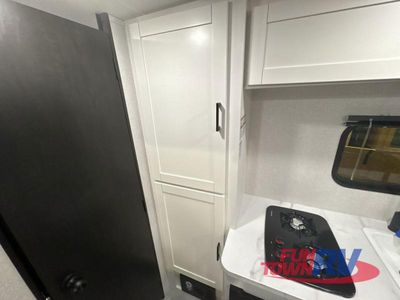 2026 Jayco Jay Flight SLX — photo 21 view