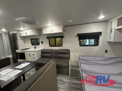 2026 Jayco Jay Flight SLX — photo 15 view