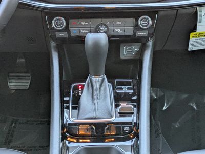 2026 Jeep Compass — photo 18 view