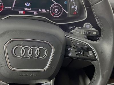 2018 Audi Q7 — photo 17 view