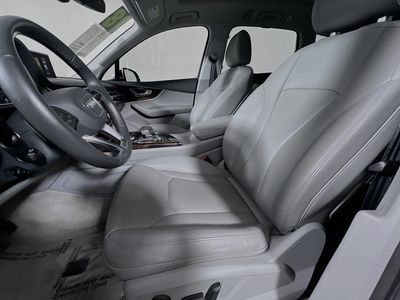 2018 Audi Q7 — photo 12 view