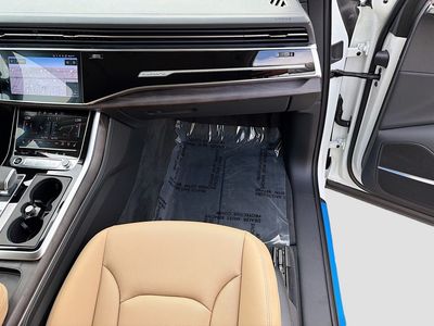 2026 Audi Q7 — photo 18 view