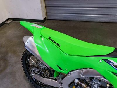 2026 Kawasaki KX450 - Photo 9