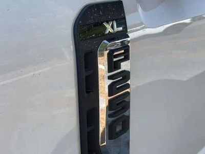 2026 Ford F-250SD - Photo 7