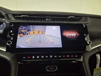 2026 Jeep Grand Cherokee - Photo 13
