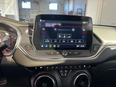 2025 Chevrolet Blazer - Photo 14