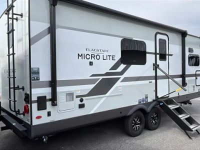 2026 Flagstaff Micro Lite - Photo 2