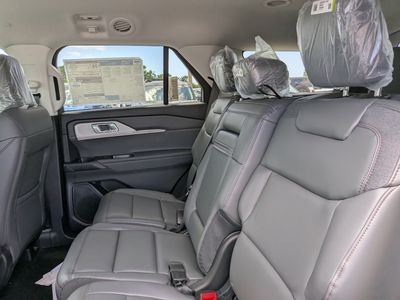 2026 Ford Explorer — photo 15 view