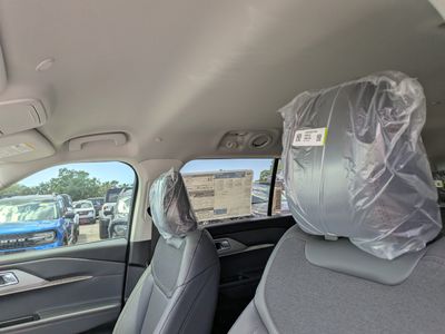 2026 Ford Explorer — photo 19 view
