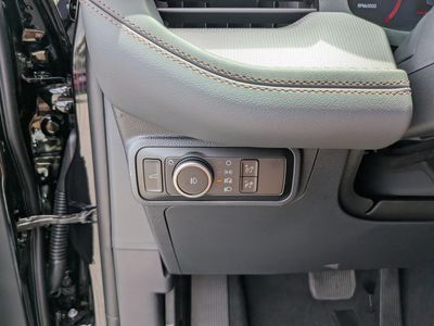 2026 Ford Explorer — photo 25 view
