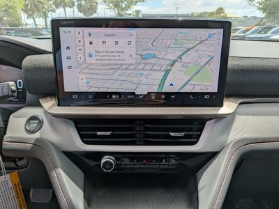 2026 Ford Explorer — photo 20 view