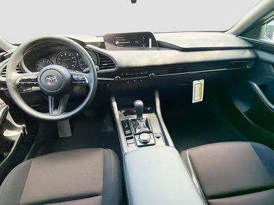 2026 Mazda Mazda3 Hatchback — photo 15 view