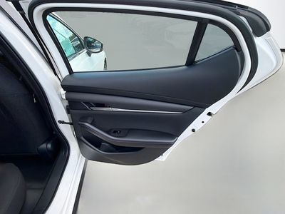 2026 Mazda Mazda3 Hatchback — photo 19 view