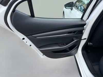 2026 Mazda Mazda3 Hatchback — photo 43 view