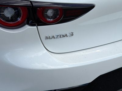 2026 Mazda Mazda3 Hatchback — photo 11 view