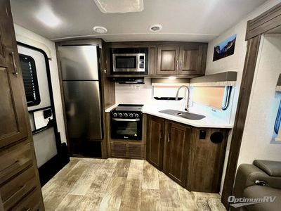 2022 Forest River Flagstaff Super Lite - Photo 6