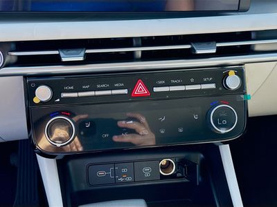 2026 Hyundai TUCSON — photo 12 view