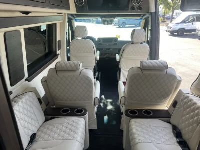 2024 Midwest Automotive Designs LUXE CRUISER - Photo 4