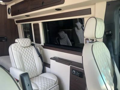 2024 Midwest Automotive Designs LUXE CRUISER - Photo 5