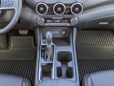 2025 Nissan Sentra - Photo 18
