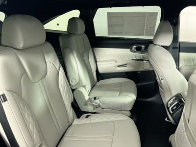 2026 Kia Sorento Hybrid - Photo 27