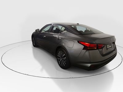 2025 Nissan Altima — detail view