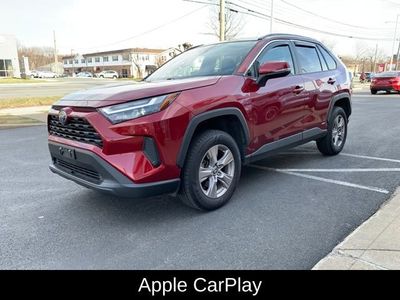 2022 Toyota RAV4 Hybrid XLE — photo 9 view
