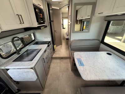 2026 Thor Motor Coach CHATEAU - Photo 3