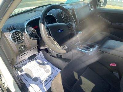 2010 Ford Explorer Sport Trac - Photo 7
